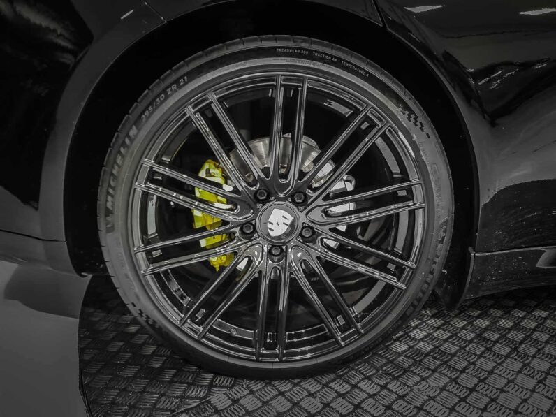 
								Porsche Panamera 4S full									