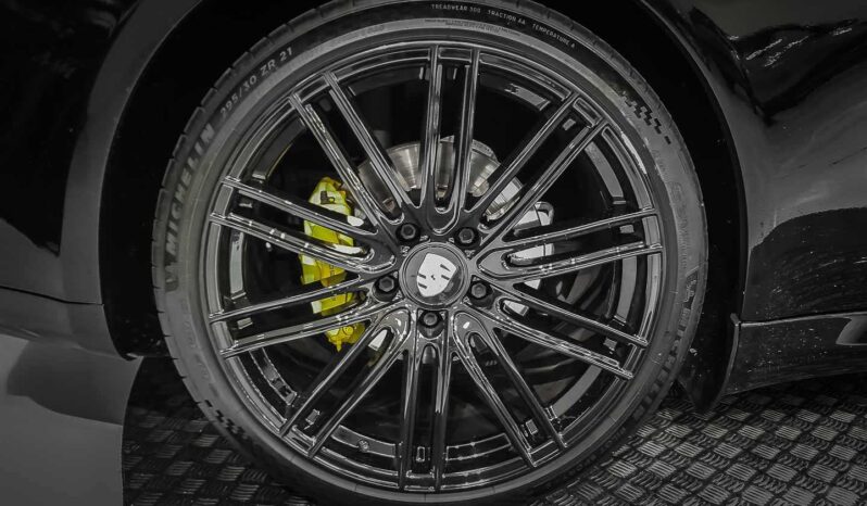 
								Porsche Panamera 4S full									