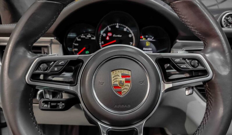 
								Porsche Macan TURBO full									