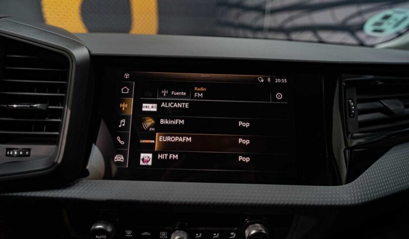 
								Audi A1 ADVANCED full									