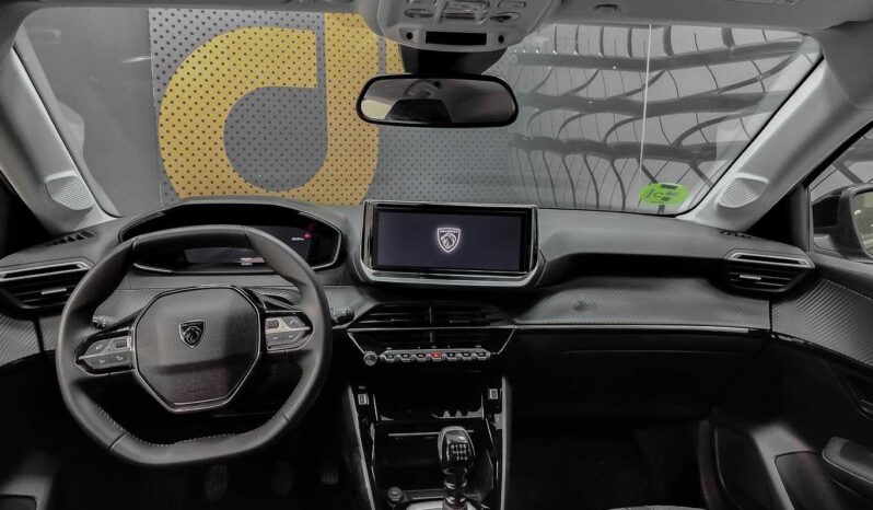 
								Peugeot 208 STYLE full									