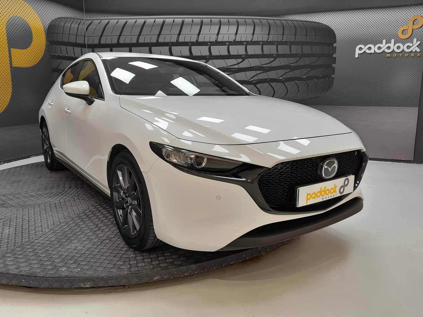 Mazda Model 3 CENTRE-LINE