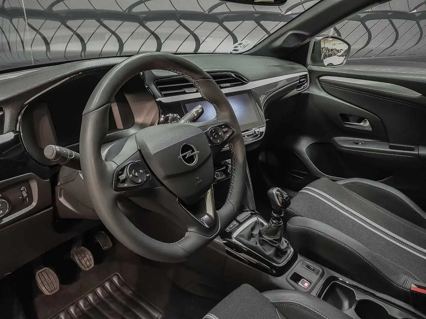 OPEL Corsa GS LINE
