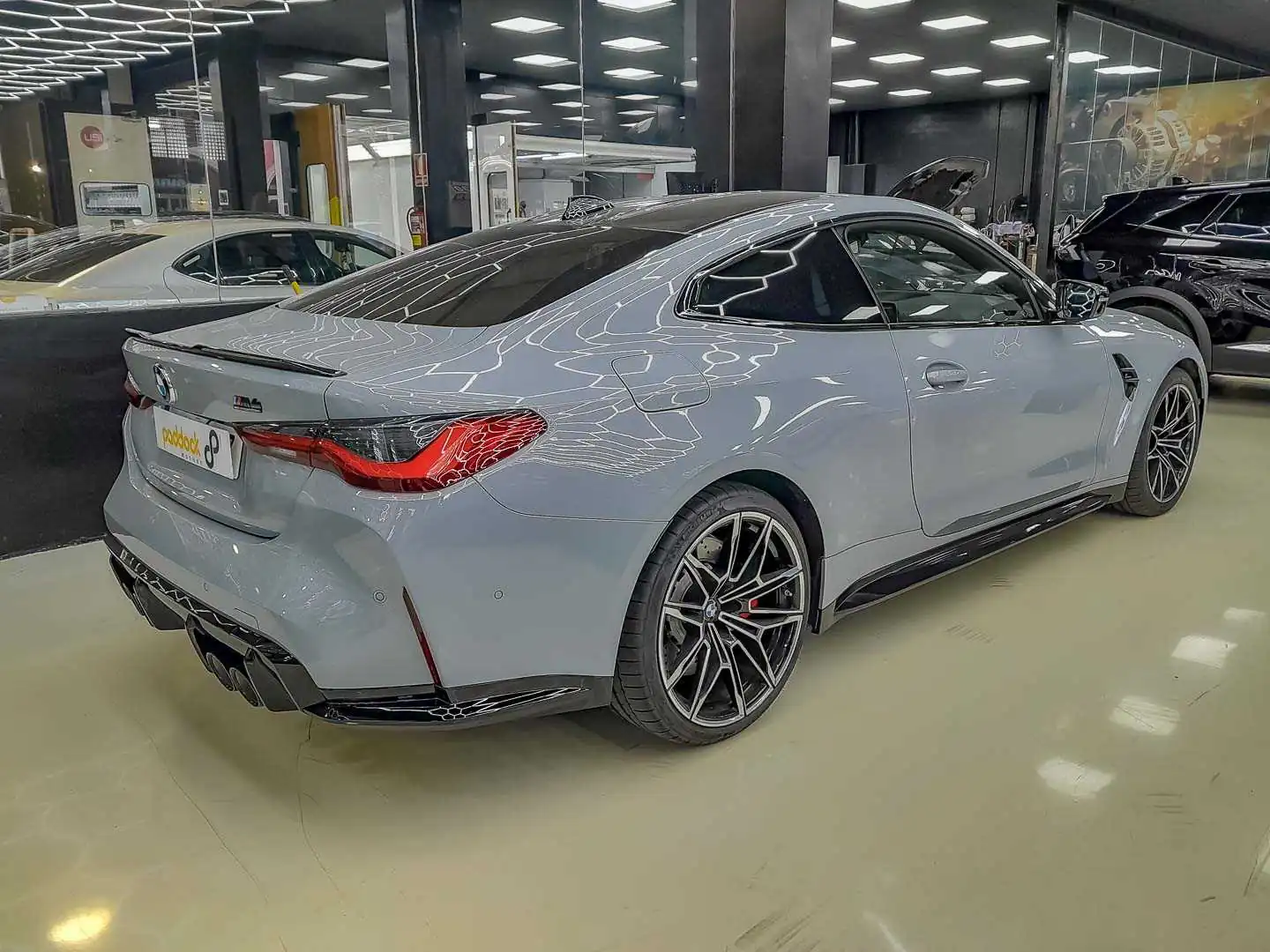 BMW M4 COMPETITION
