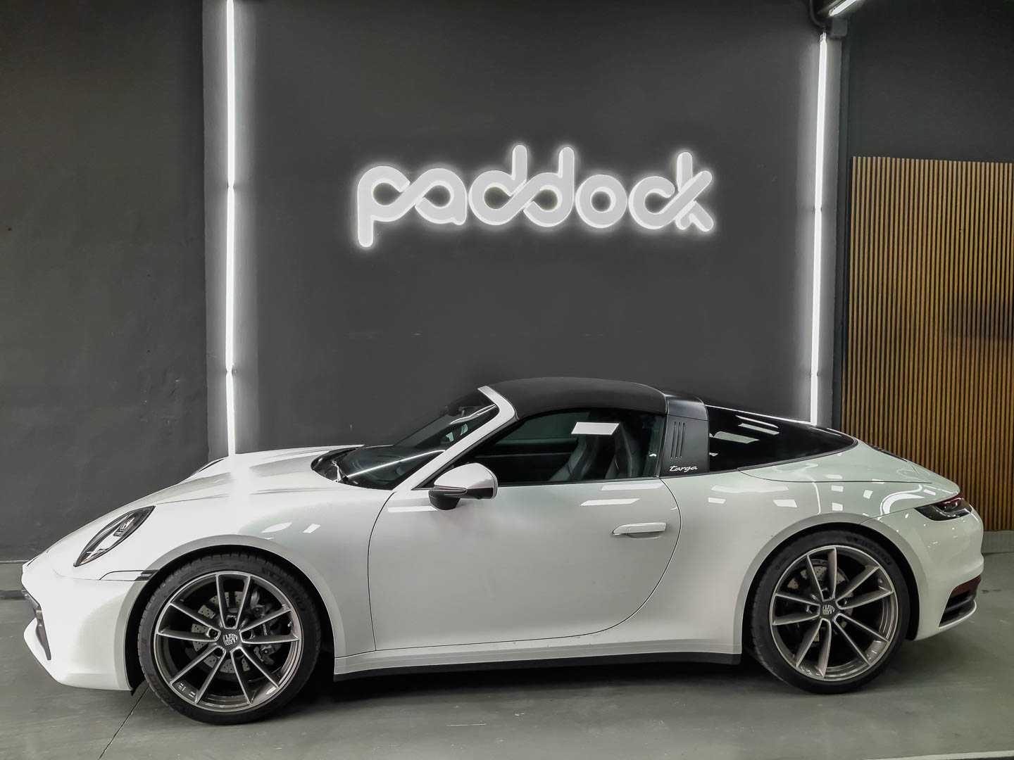 Porsche 911 TARGA 4