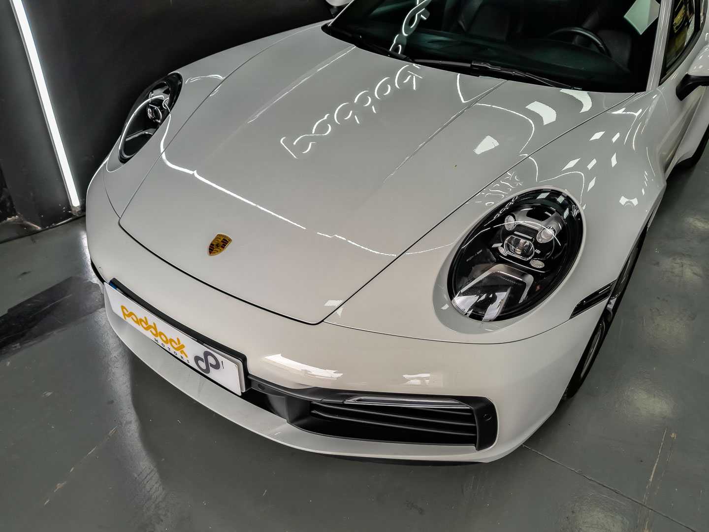 Porsche 911 TARGA 4