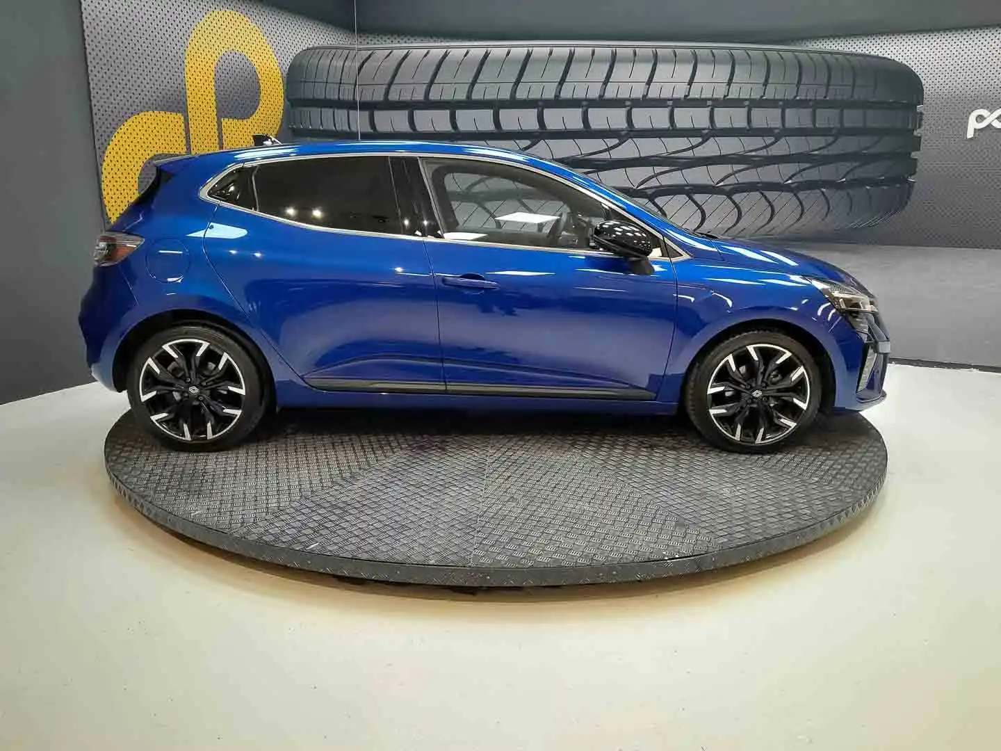 Renault CLIO TECHNO