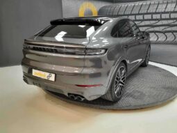Porsche CAYENNE S E-HYBRID AWD