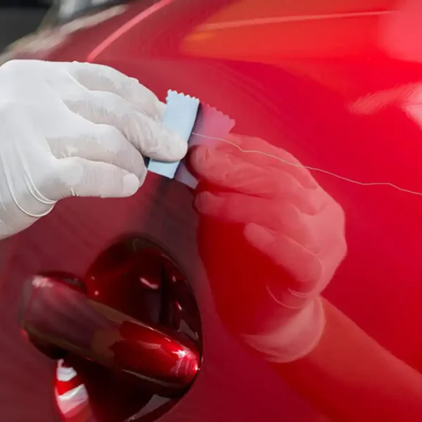 importante reparar los pequeños golpes y arañazos en tu coche