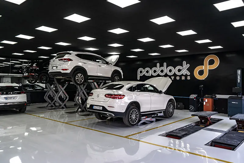 Beneficios del encerado y pulido en el detailing