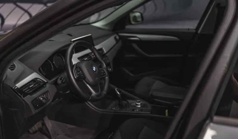 								BMW X1 full									