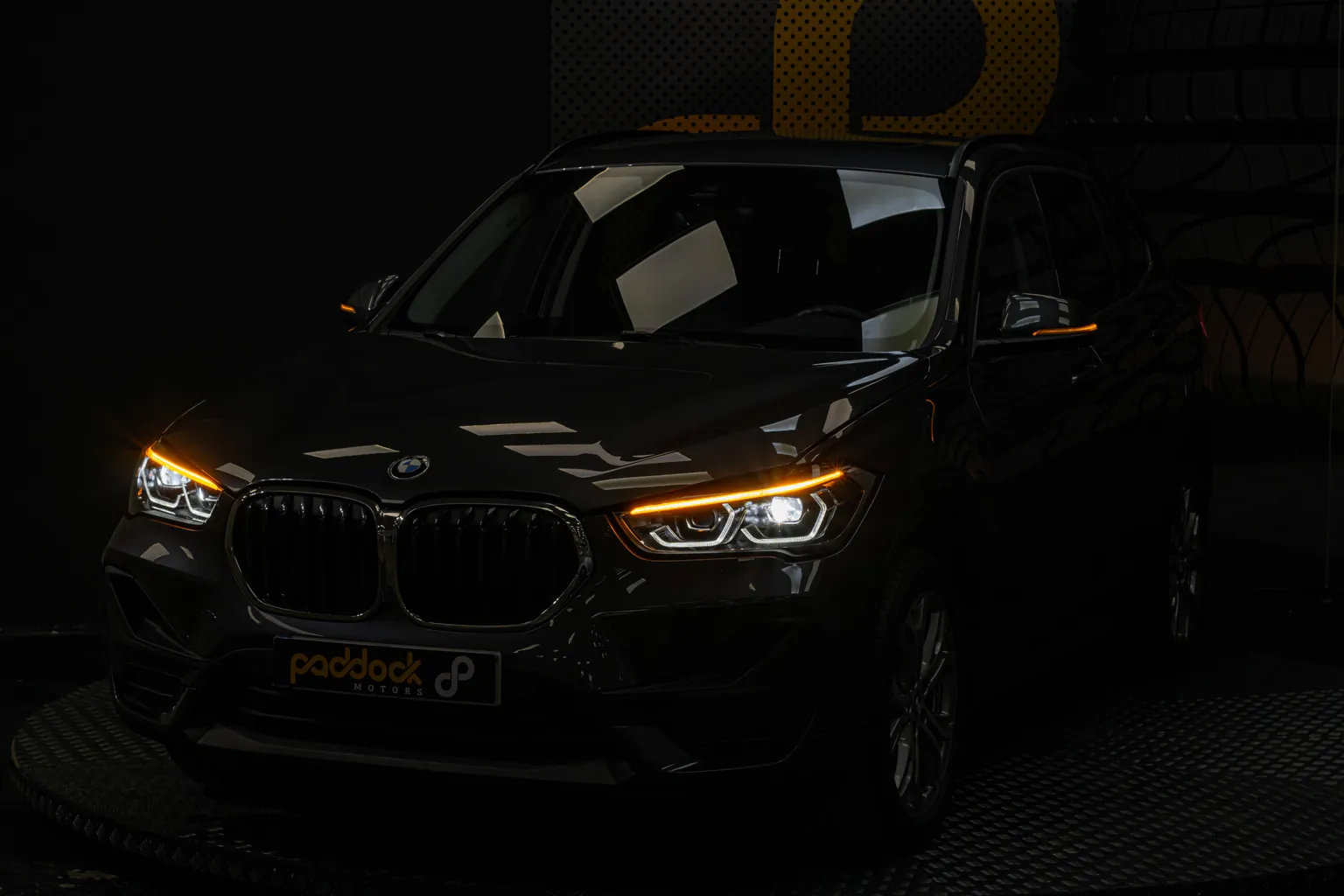 								BMW X1 full									