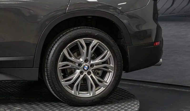 								BMW X1 full									