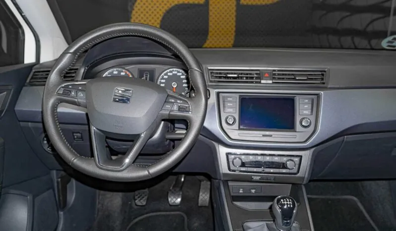 								SEAT Arona full									