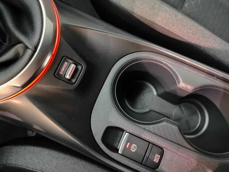 								Nissan Juke full									