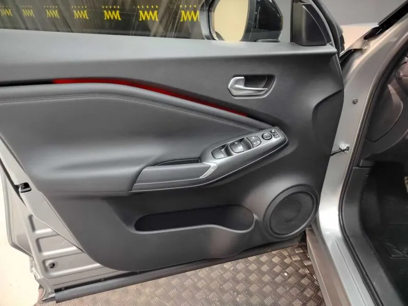 								Nissan Juke full									