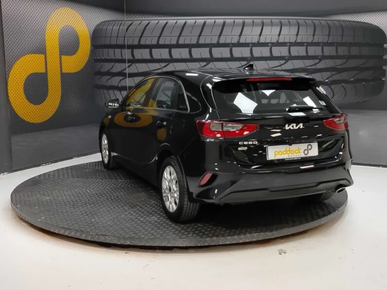 								Kia Ceed full									