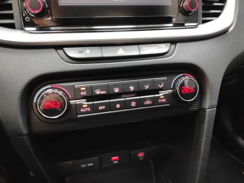 								Kia Ceed full									