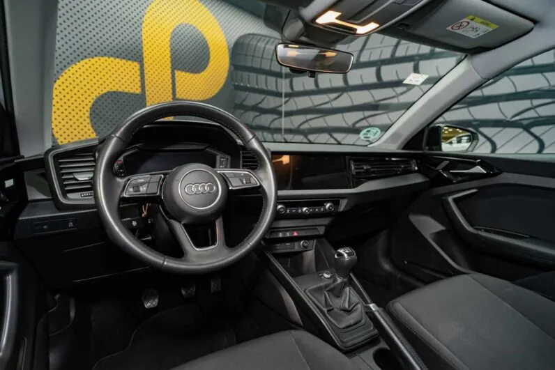 								Audi A1 full									