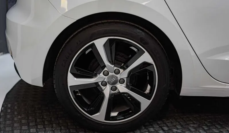 								Audi A1 full									