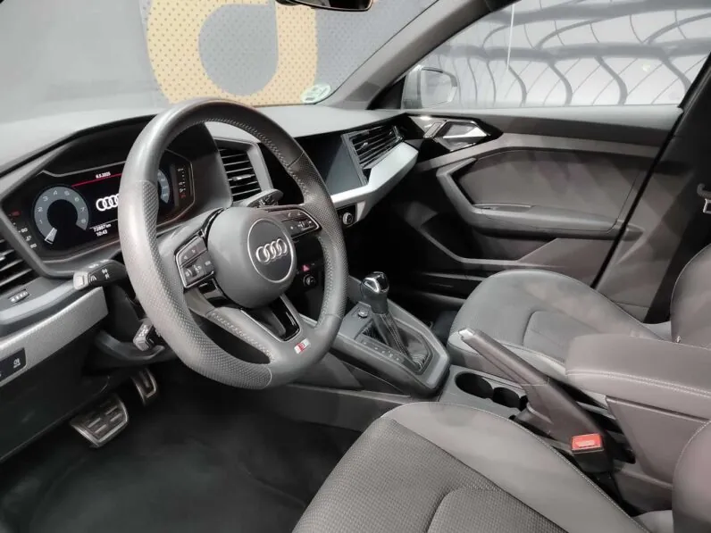 								Audi A1 full									