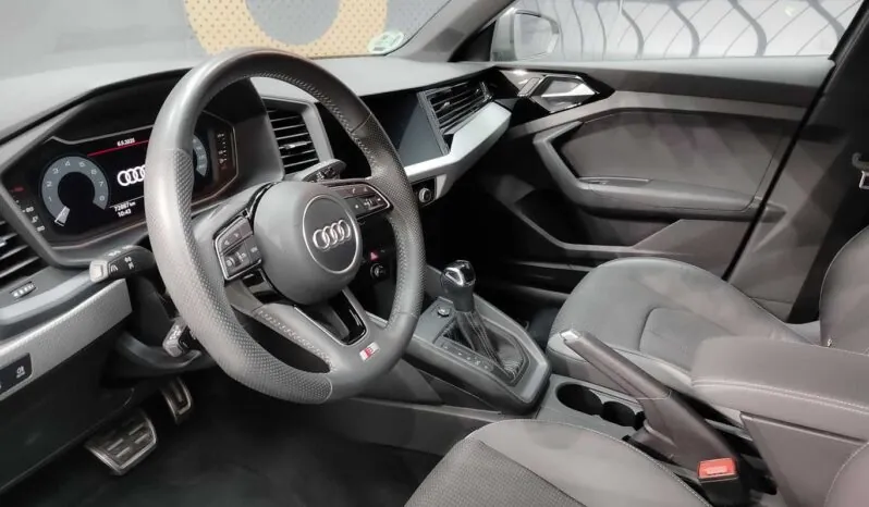 								Audi A1 full									