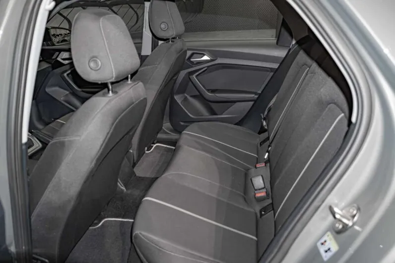 								Audi A1 full									