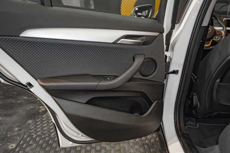								BMW X2 full									