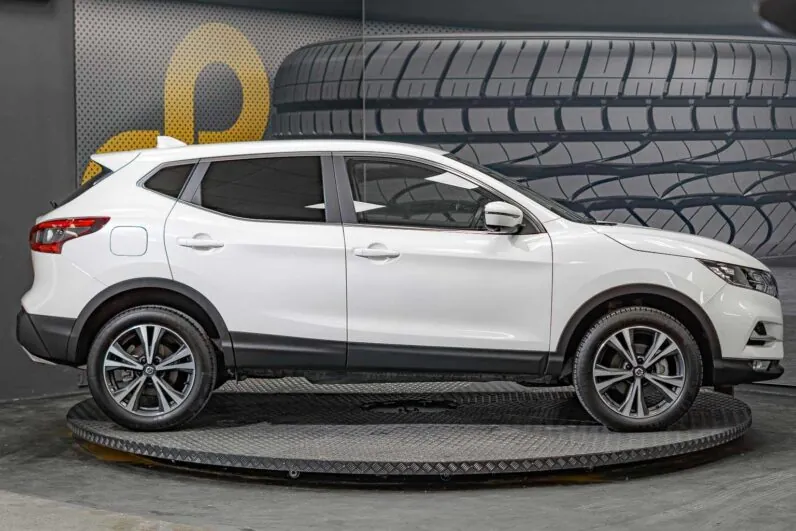 								Nissan Qashqai full									