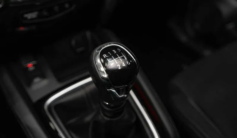 								Nissan Qashqai full									