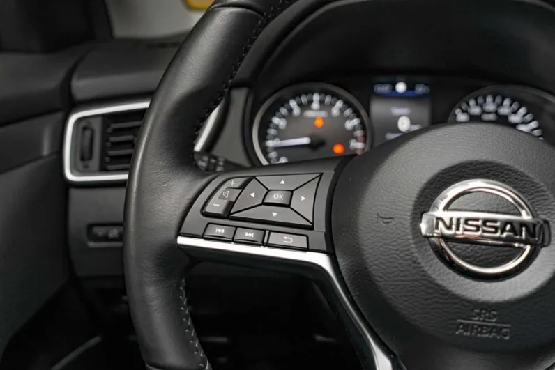 								Nissan Qashqai full									