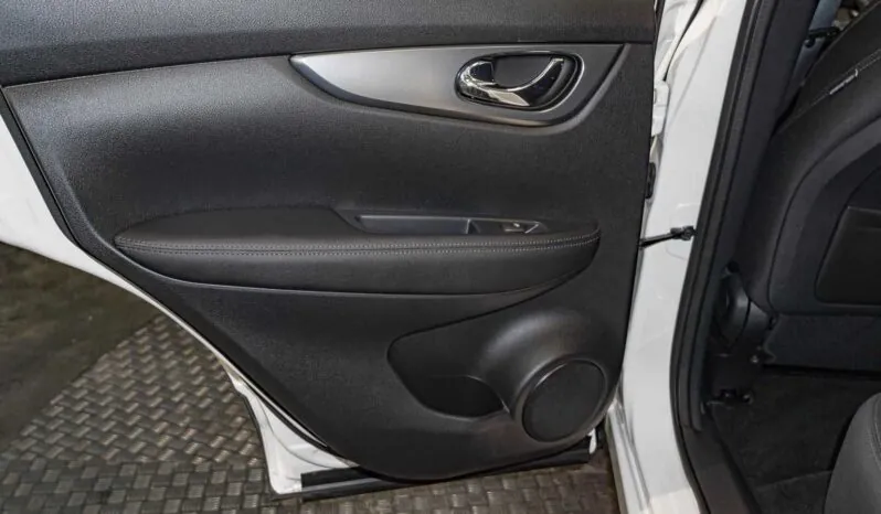 								Nissan Qashqai full									