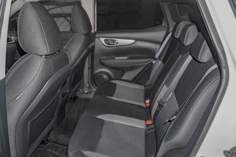 								Nissan Qashqai full									