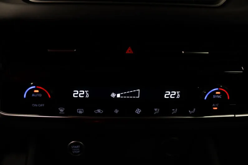 								Nissan Qashqai full									
