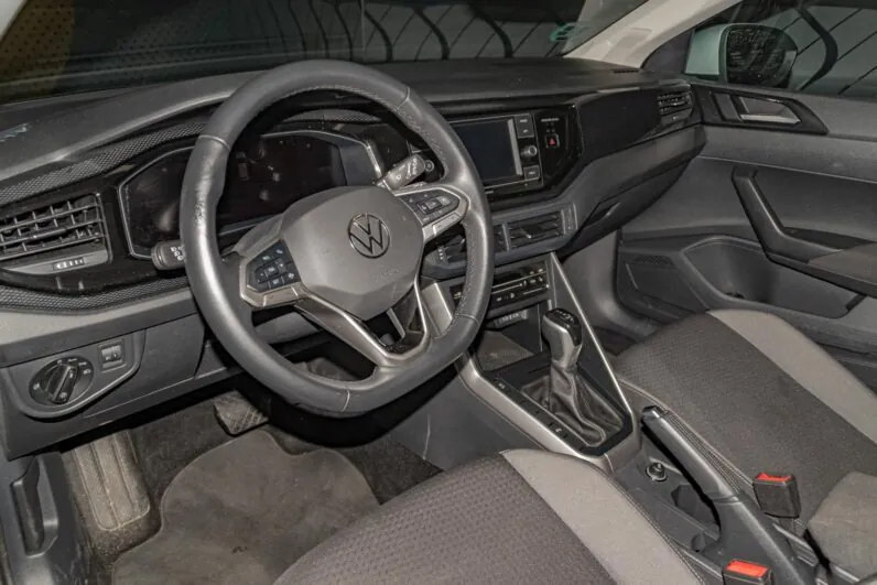 								Volkswagen Taigo full									