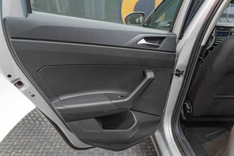 								Volkswagen Taigo full									