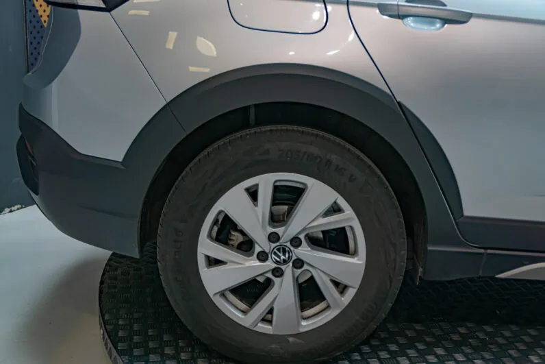 								Volkswagen Taigo full									