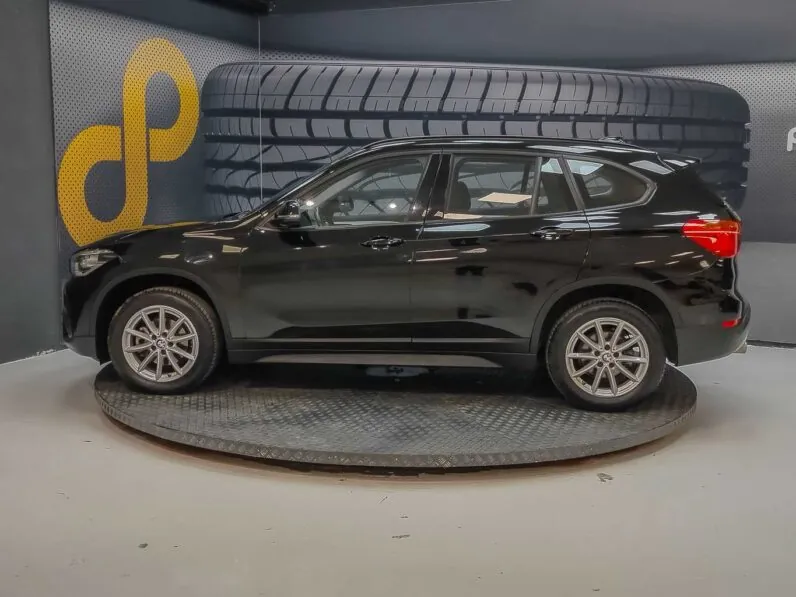 								BMW X1 full									