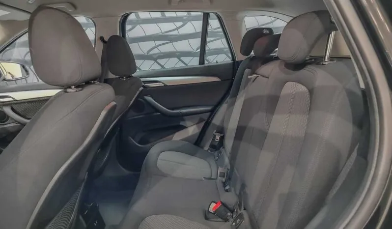 								BMW X1 full									