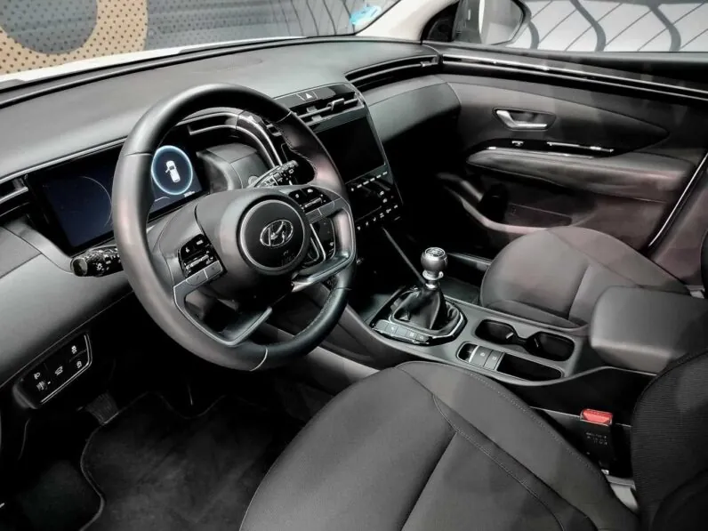								Hyundai Tucson full									