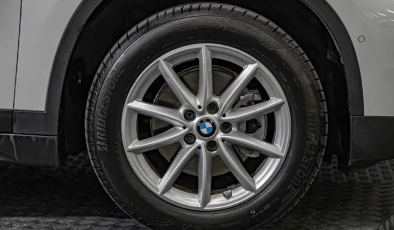 								BMW X1 full									