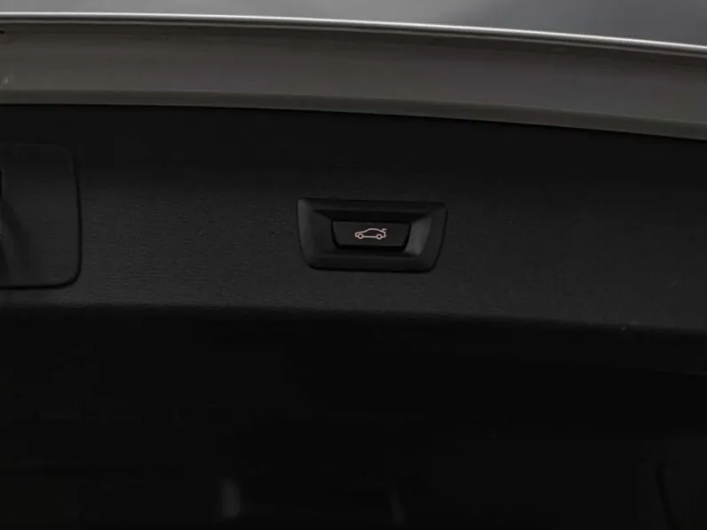								BMW X1 full									