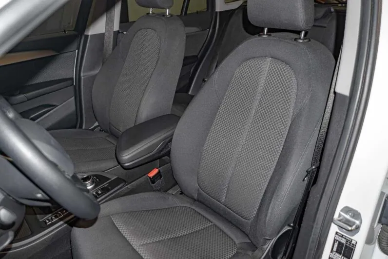 								BMW X1 full									