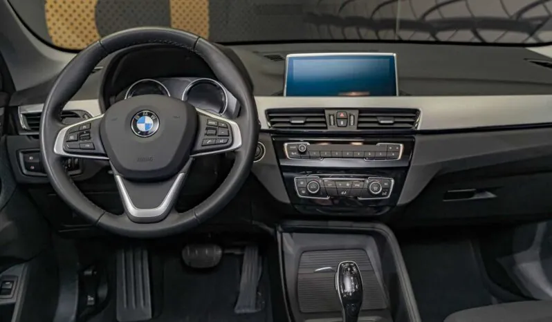 								BMW X1 full									