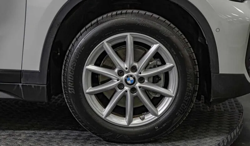 								BMW X1 full									