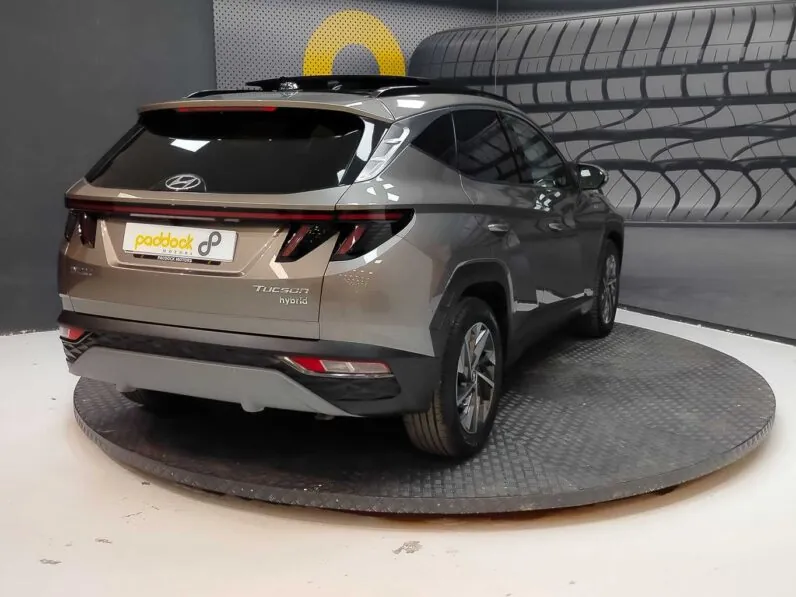 								Hyundai Tucson full									