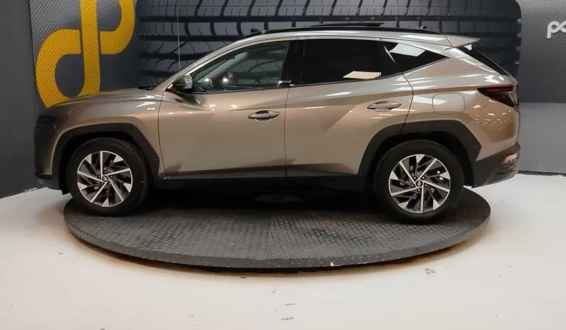 								Hyundai Tucson full									