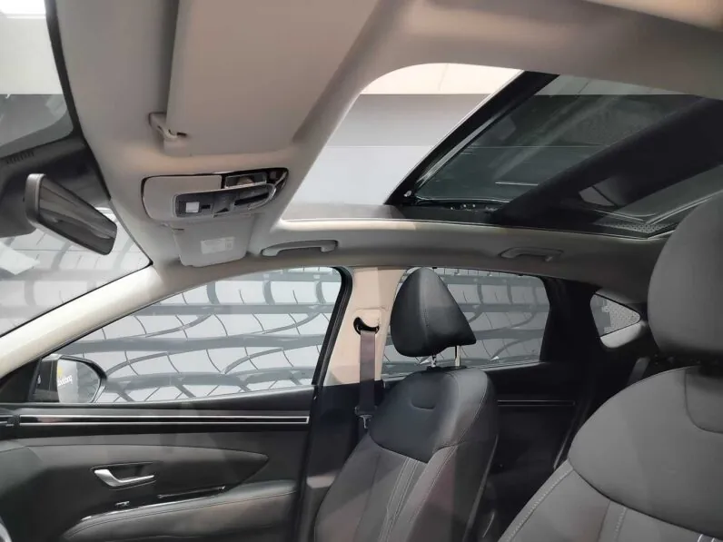 								Hyundai Tucson full									