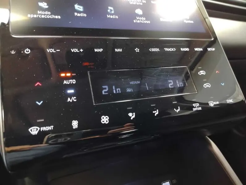 								Hyundai Tucson full									