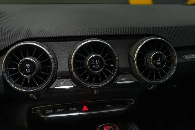 								Audi TT full									